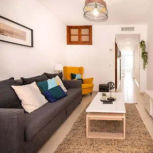 Lovely Cozy 2-bedroom Residential With Patio Benalmadena